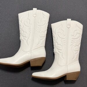 Soda White and Nude Cowgirl Boots - Reno-S